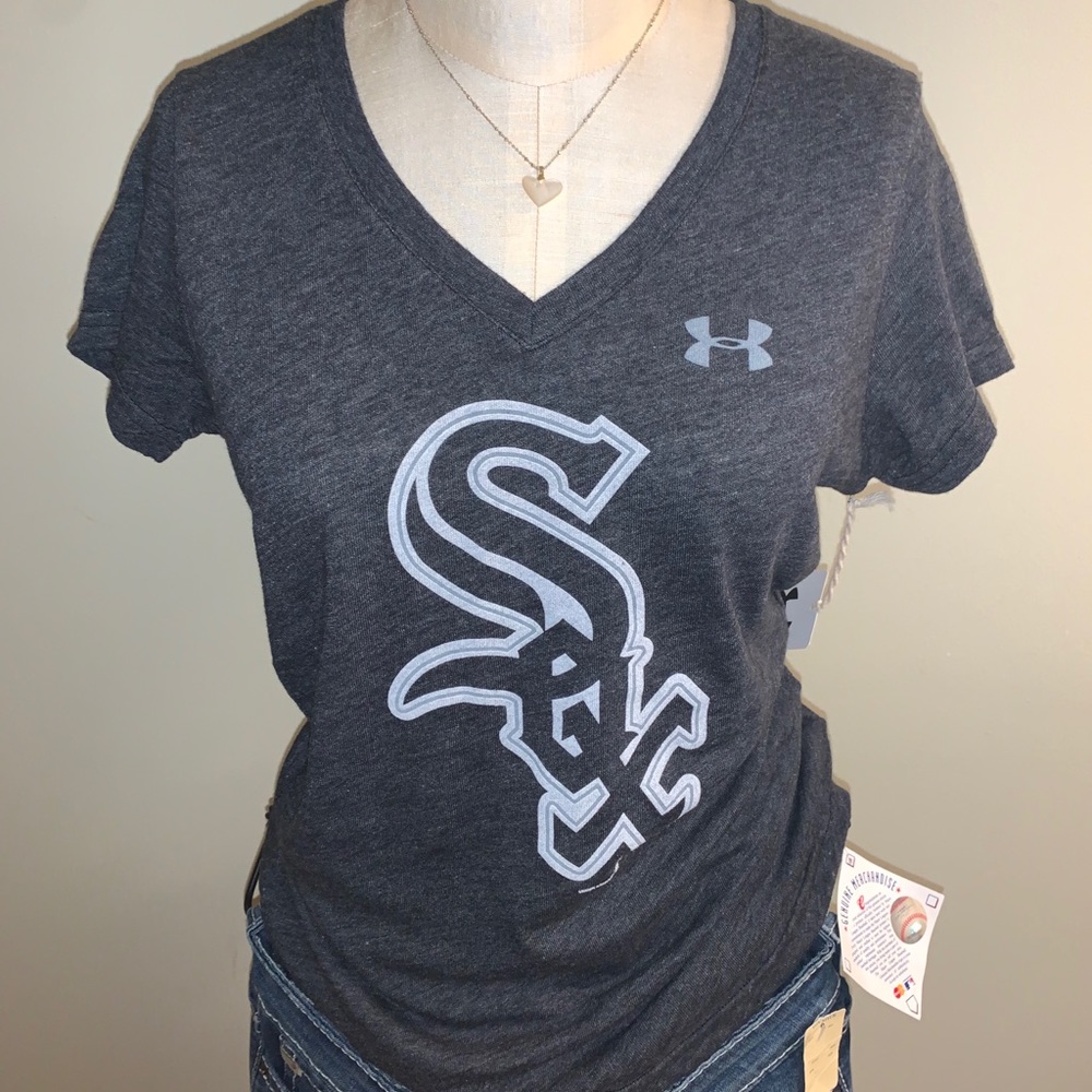 Women’s Under Armour Sox T-shirt.